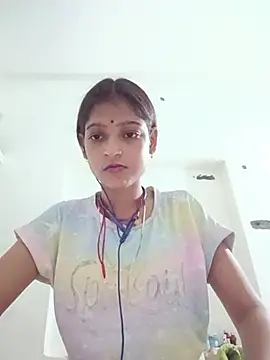 Snapshot of Mohnicute chatting on 07-11-26, 06:32 Mohnicute online show from 07-11-26, 06:32