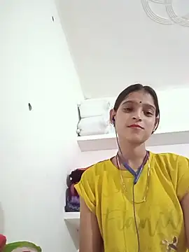 Snapshot of Mohnicute chatting on 08-02-26, 07:12 Mohnicute online show from 08-02-26, 07:12