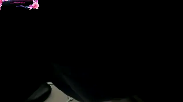 Snapshot of kcosatanrica chatting on 03-11-26, 12:05 kcosatanrica online show from 03-11-26, 12:05