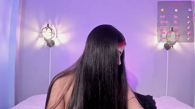 Snapshot of Stephany-roses- chatting on 02-23-26, 01:03 Stephany-roses- online show from 02-23-26, 01:03