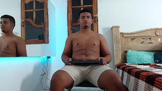 Snapshot of mathews___ chatting on 11-12-25, 05:19 mathews online show from 11-12-25, 05:19