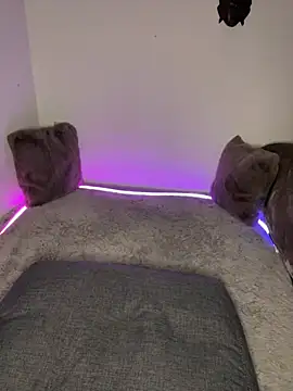 Snapshot of AuroraAllure_27 chatting on 03-19-26, 07:07 AuroraAllure 27 online show from 03-19-26, 07:07