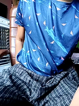 hotyyyyjonny online show from 06-17-26, 02:25