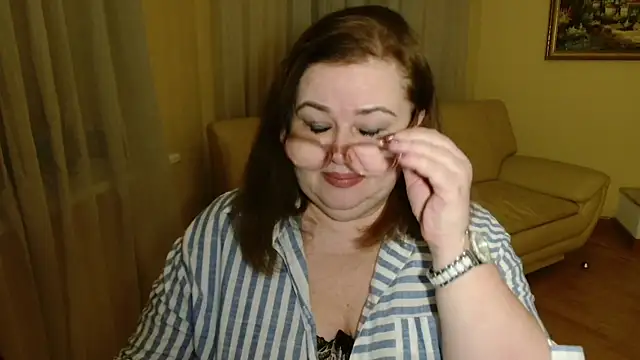 Snapshot of Natali-Gucci chatting on 12-20-25, 08:27 Natali-Gucci online show from 12-20-25, 08:27