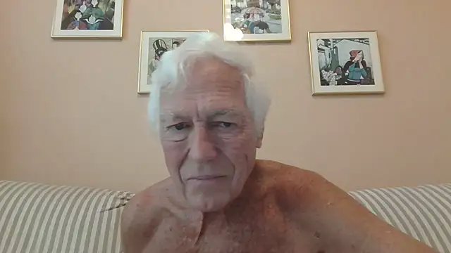 Snapshot of capttp chatting on 12-11-24, 03:47 capttp online show from 12-11-24, 03:47
