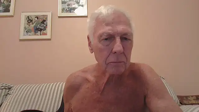 Snapshot of capttp chatting on 12-17-24, 03:28 capttp online show from 12-17-24, 03:28