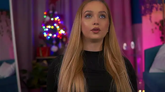 ElyssawetXX online show from 12-05-25, 07:21