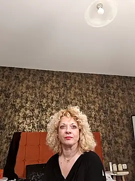 LittleCurlyGirl online show from 02-10-26, 08:57