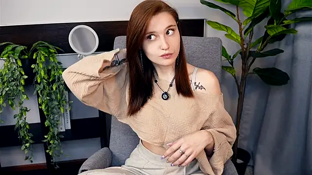 Snapshot of IsaParadiso chatting on 11-12-25, 07:42 IsaParadiso online show from 11-12-25, 07:42