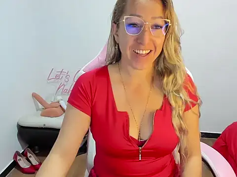 Snapshot of chrystal_sl852 chatting on 12-02-25, 10:20 chrystal sl852 online show from 12-02-25, 10:20