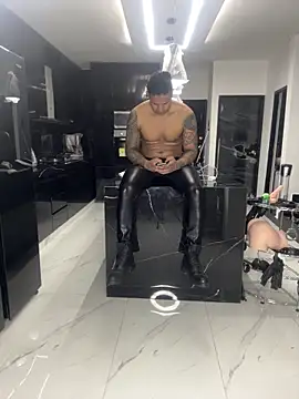 master leather online show from 06-16-26, 05:21