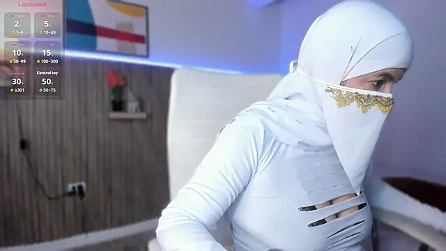 Hannaa Dolly online show from 12-03-25, 02:52