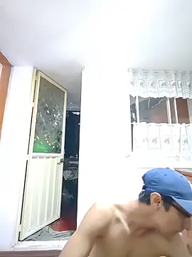 ianyoung18 online show from 11-22-25, 08:52