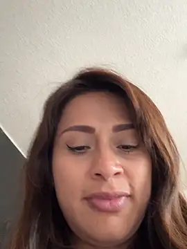 valeria absurdah online show from 12-15-25, 10:25