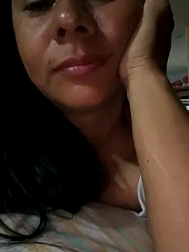 Aleja-198522 online show from 11-15-25, 01:51