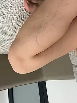 Snapshot of A-1130 chatting on 11-12-25, 09:32 A-1130 online show from 11-12-25, 09:32