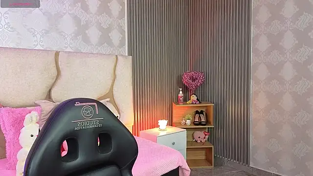 Joselyn tay online show from 05-12-26, 01:30