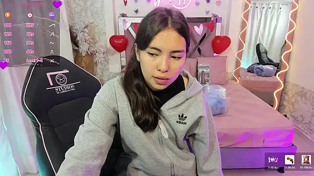 ISABELA TAY online show from 02-25-26, 11:31