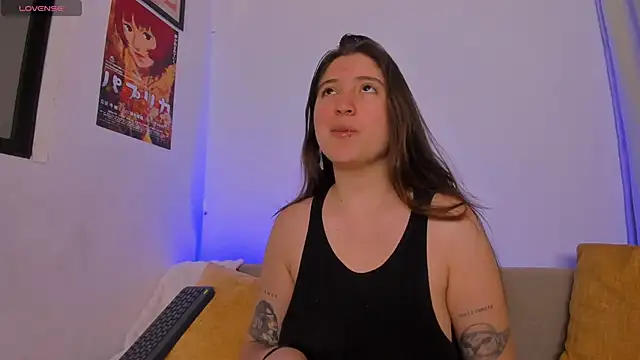 Ana Torres  online show from 05-11-26, 06:38