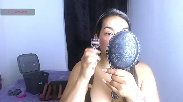 tasha velvet online show from 11-24-25, 01:22