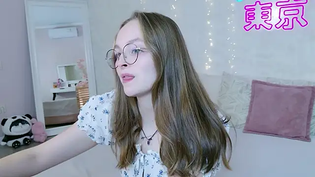 MadisonSmitt online show from 11-24-25, 05:18