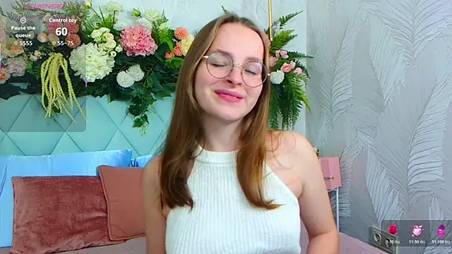 MadisonSmitt online show from 11-30-25, 05:11