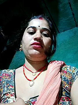 Snapshot of Hot_kamla chatting on 02-12-26, 11:00 Hot kamla online show from 02-12-26, 11:00