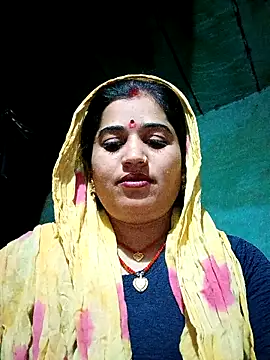 Snapshot of Hot_kamla chatting on 03-05-26, 12:17 Hot kamla online show from 03-05-26, 12:17