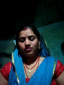 Snapshot of Hot_kamla chatting on 03-07-26, 08:55 Hot kamla online show from 03-07-26, 08:55