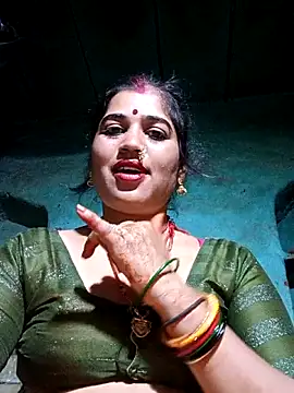 Hot kamla online show from 05-11-26, 10:40