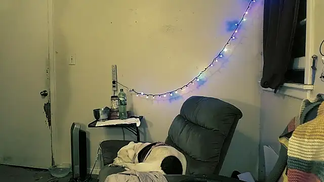 Snapshot of MrBigginTX chatting on 02-20-26, 10:05 MrBigginTX online show from 02-20-26, 10:05