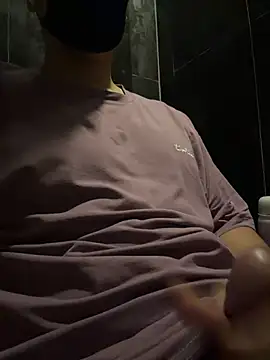 Snapshot of asianpublicboy chatting on 11-12-25, 09:32 asianpublicboy online show from 11-12-25, 09:32