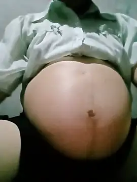 Micky baby online show from 05-25-26, 04:13