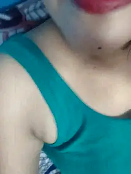 Snapshot of Cute_Ayushii chatting on 06-28-26, 05:13 Cute Ayushii online show from 06-28-26, 05:13