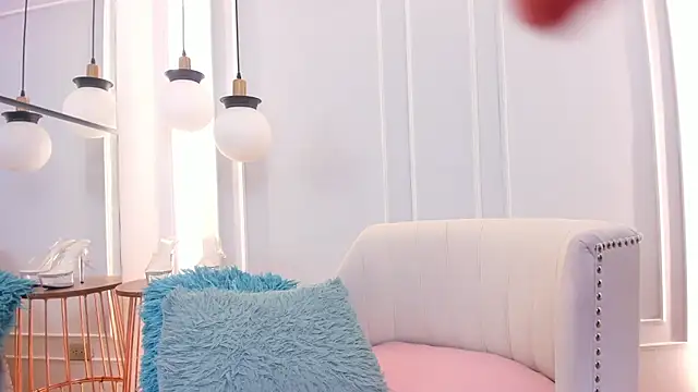 CarolinnaSaenz online show from 06-24-26, 11:31