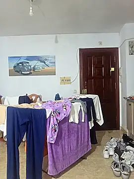 Snapshot of 7milo chatting on 02-12-26, 07:53 7milo online show from 02-12-26, 07:53