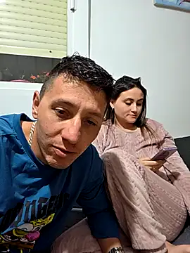 Snapshot of 7milo chatting on 02-24-26, 07:12 7milo online show from 02-24-26, 07:12