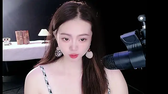 Snapshot of nannanbaby002 chatting on 11-14-25, 12:48 nannanbaby002 online show from 11-14-25, 12:48