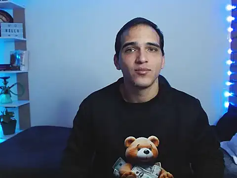 Maax30233 online show from 11-13-25, 05:12