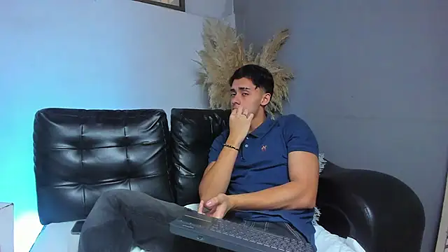 ZeusBrant online show from 03-13-26, 01:29