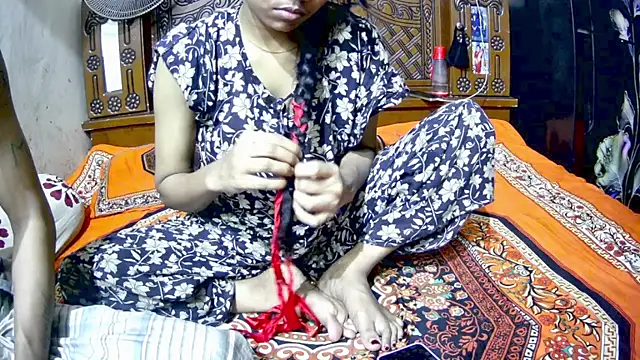 Snapshot of Hor-reka chatting on 06-15-26, 07:32 Hor-reka online show from 06-15-26, 07:32