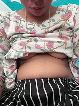 isha sharma2002 online show from 03-13-26, 05:36