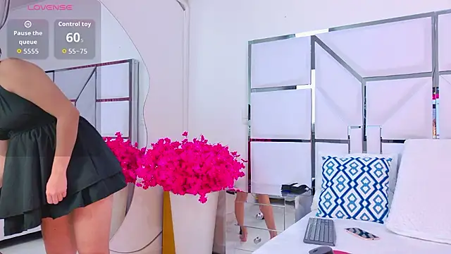 VeronicaSttar online show from 01-19-26, 11:47