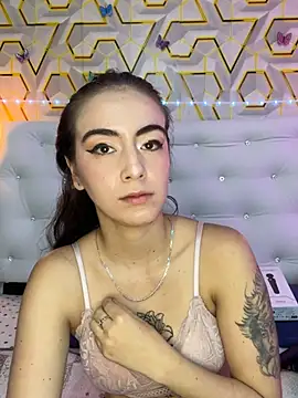 MelanyyJhonson15 online show from 05-08-26, 03:23