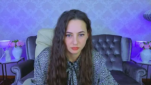 LayllaStarr online show from 11-17-25, 06:41