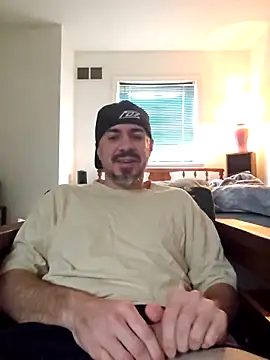 Snapshot of wilburydeznutz chatting on 11-25-25, 05:24 wilburydeznutz online show from 11-25-25, 05:24