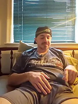 Snapshot of wilburydeznutz chatting on 12-18-25, 09:10 wilburydeznutz online show from 12-18-25, 09:10