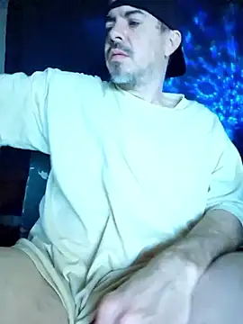 Snapshot of wilburydeznutz chatting on 01-15-26, 02:49 wilburydeznutz online show from 01-15-26, 02:49