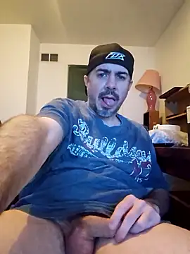 Snapshot of wilburydeznutz chatting on 01-17-26, 02:05 wilburydeznutz online show from 01-17-26, 02:05