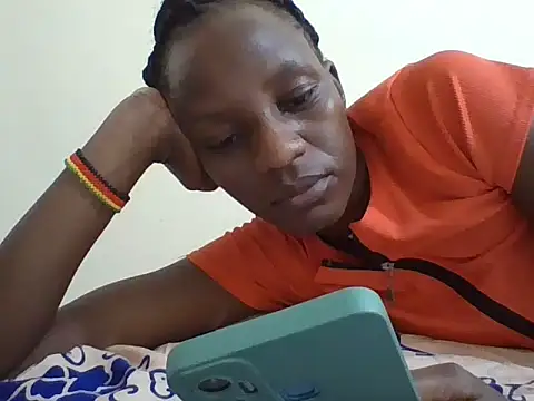 Snapshot of BootieBae chatting on 11-20-25, 06:24 BootieBae online show from 11-20-25, 06:24